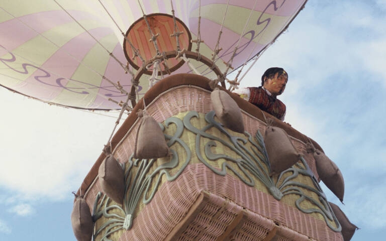 Around the world in 80 days 2