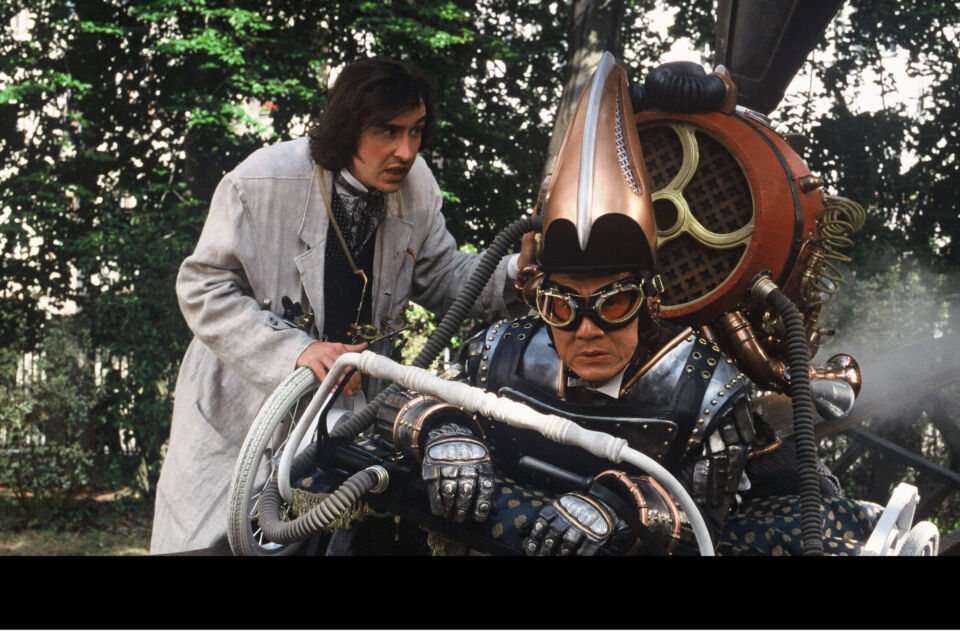 Around the world in 80 days 3