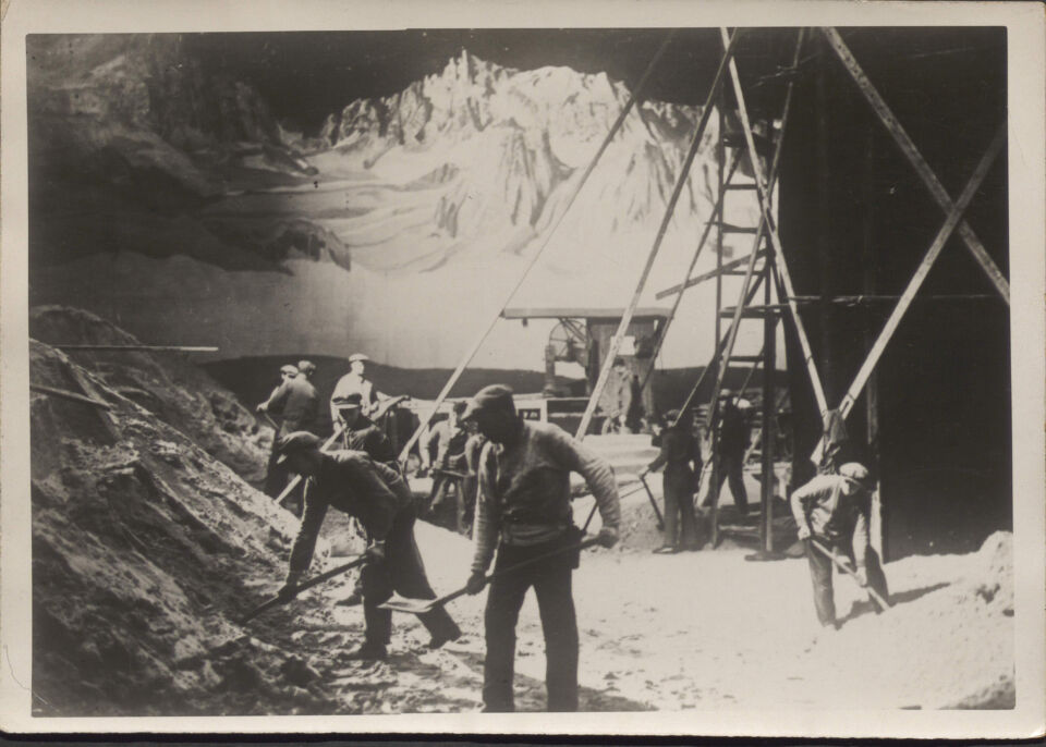 FRAU IM MOND DIE 7 Lang copy