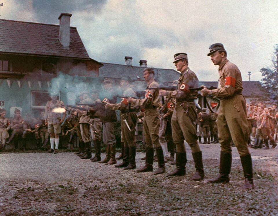 La caduta degli dei 1