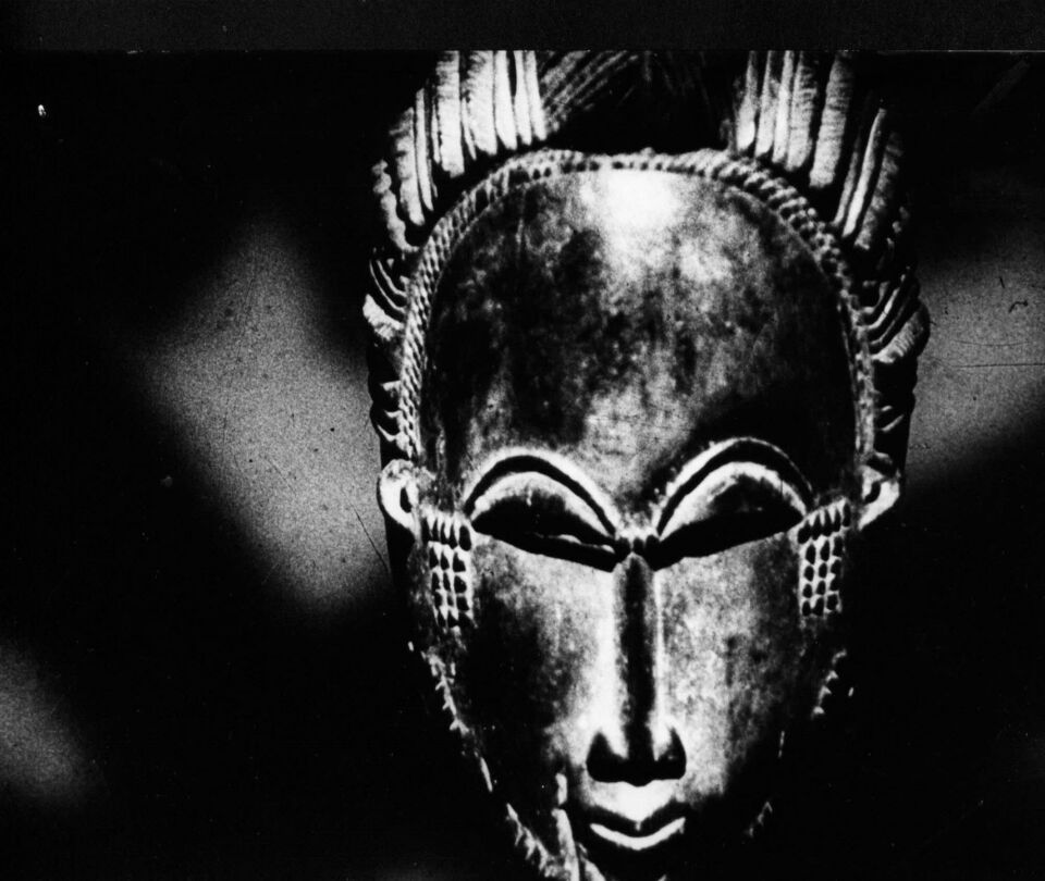 Les statues meurent aussi 2