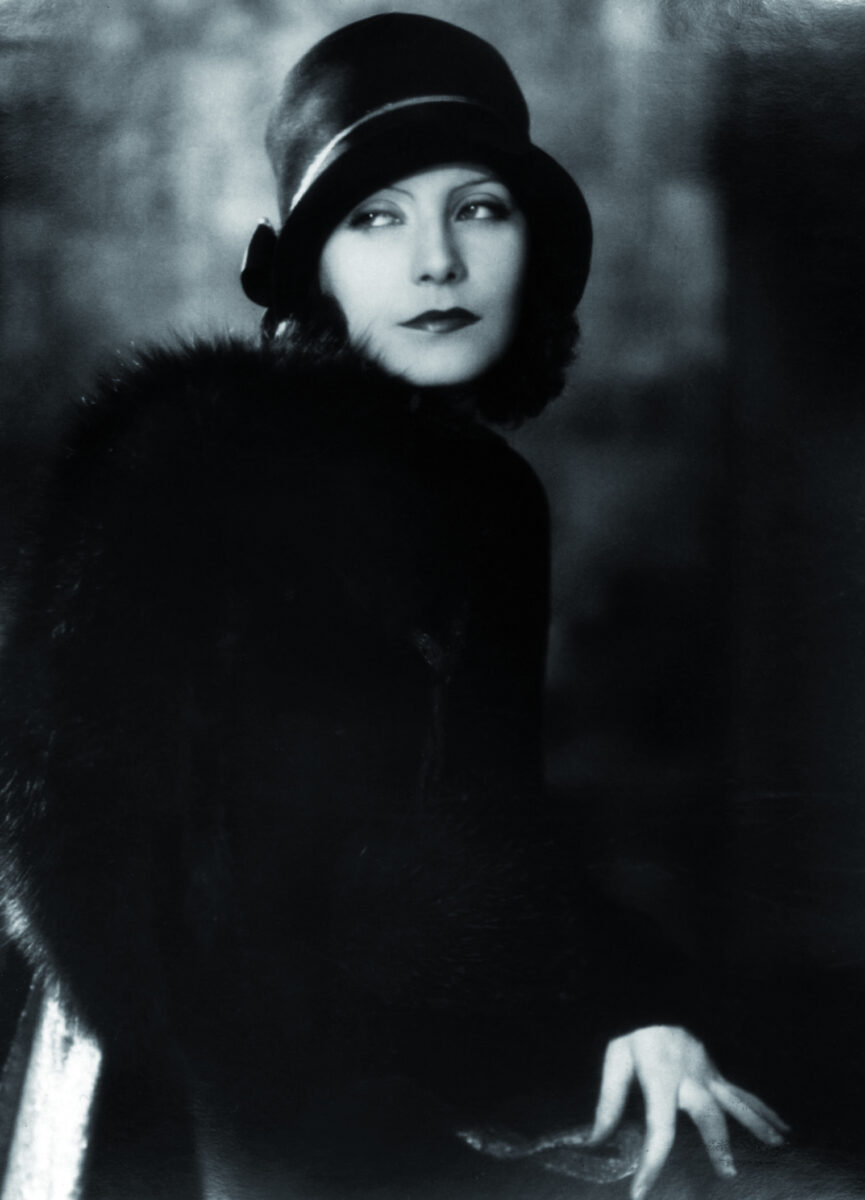 Mysterious lady the 14 Niblo