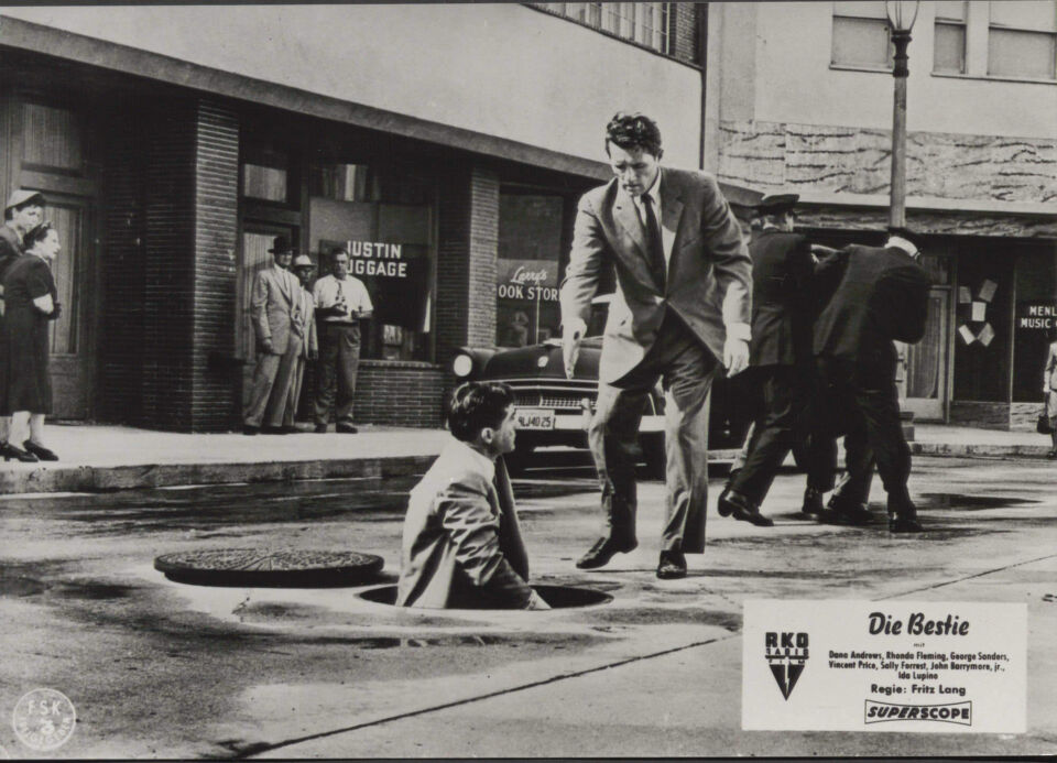 While the city sleeps 7